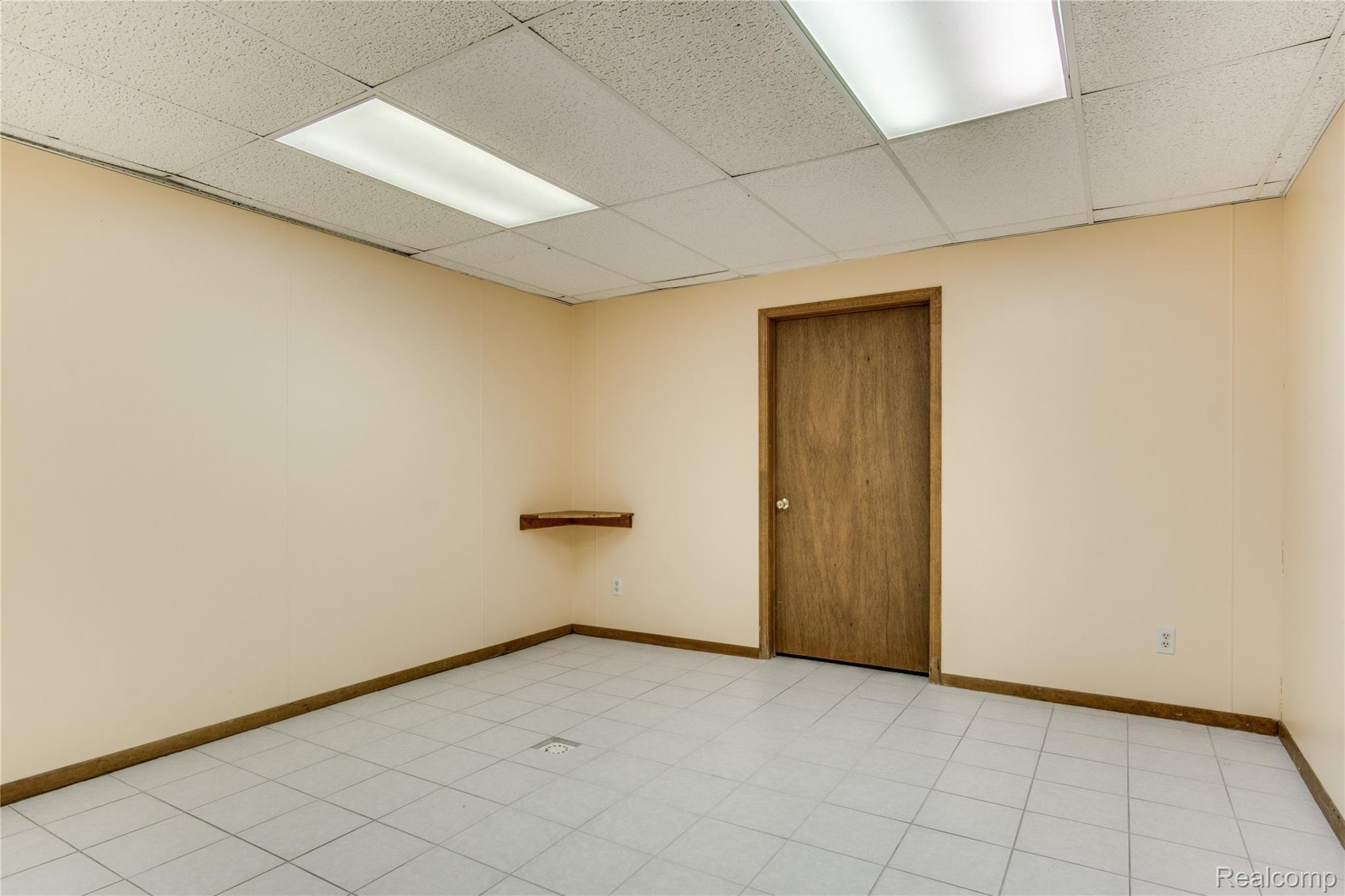 7336 East Baldwin Road Grand Blanc, MI 48439 - Photo 28 of 43 Interiors (40 of 41).jpg