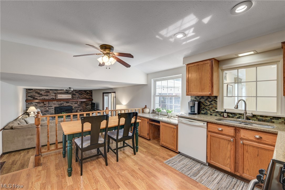 25035 Lake Road Bay Village, OH 44140 - Photo 6 of 35 Gallery Image 6