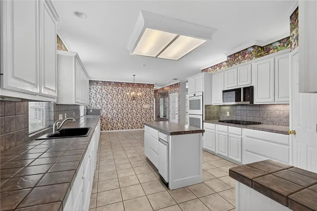 $425,000 | 5417 Whitemarsh Drive, Corpus Christi, TX 78413