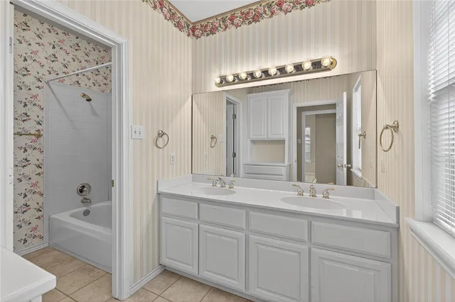 $425,000 | 5417 Whitemarsh Drive, Corpus Christi, TX 78413