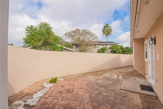 $425,000 | 5417 Whitemarsh Drive, Corpus Christi, TX 78413