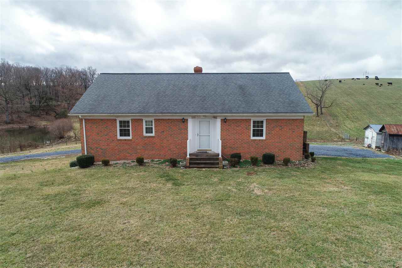 2041 Barterbrook Road Staunton, VA 24401 - Photo 30 of 30 a backyard of a house with seating space