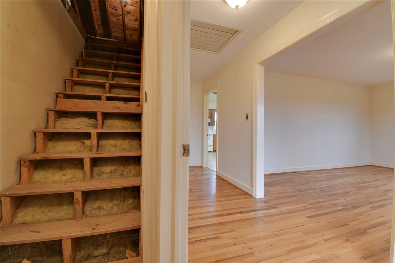 2041 Barterbrook Road Staunton, VA 24401 - Photo 5 of 30 a view of a hallway with wooden floor and entryway