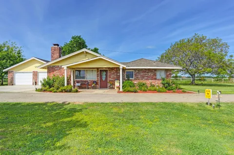 $1,100,000 | 10240 Kost Road, Galt, CA 95632