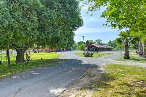 $1,100,000 | 10240 Kost Road, Galt, CA 95632
