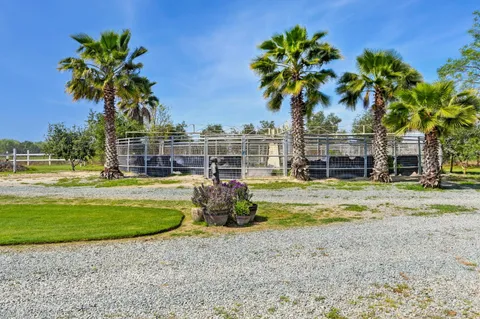 $1,100,000 | 10240 Kost Road, Galt, CA 95632