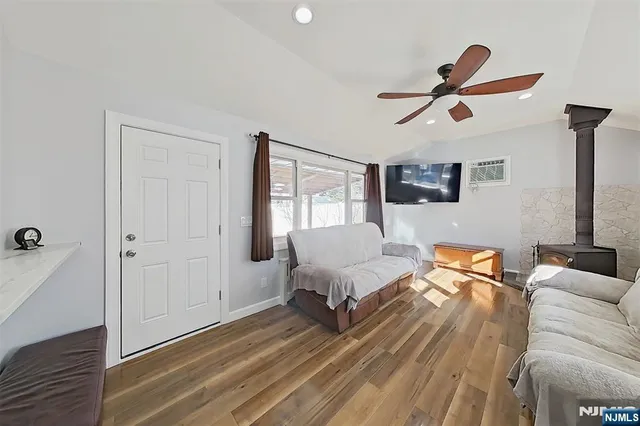 $595,000 | 127 Iozia Terrace, Elmwood Park, NJ 07407