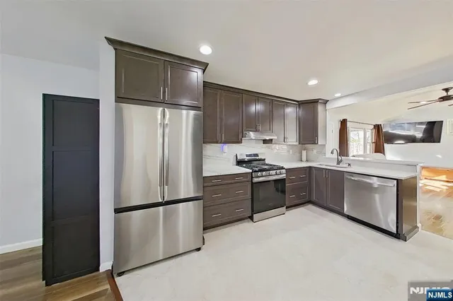 $595,000 | 127 Iozia Terrace, Elmwood Park, NJ 07407