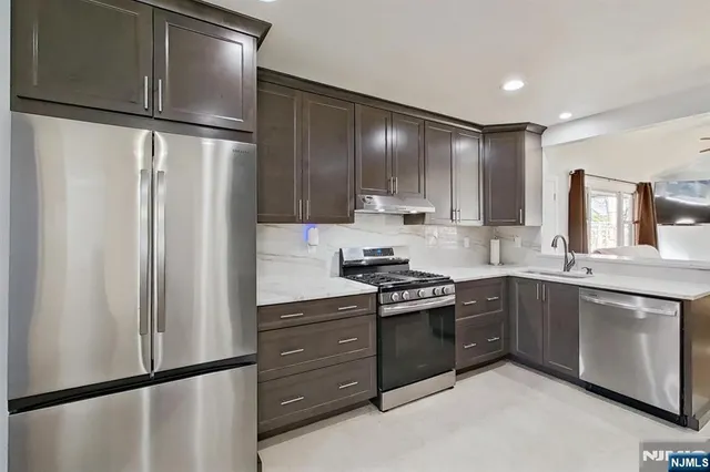 $595,000 | 127 Iozia Terrace, Elmwood Park, NJ 07407