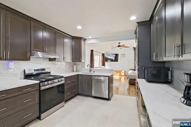 $595,000 | 127 Iozia Terrace, Elmwood Park, NJ 07407