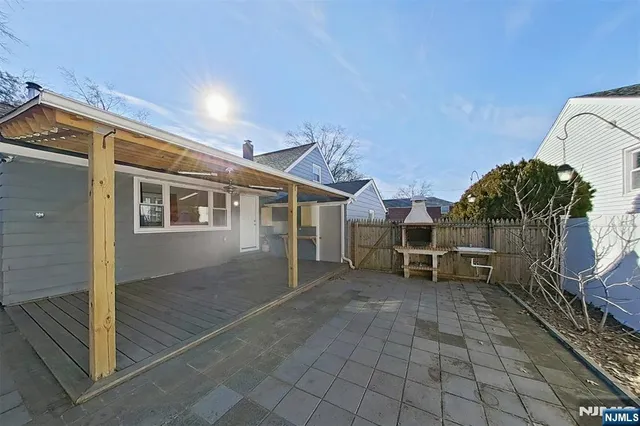 $595,000 | 127 Iozia Terrace, Elmwood Park, NJ 07407