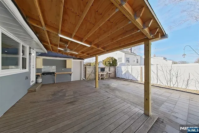 $595,000 | 127 Iozia Terrace, Elmwood Park, NJ 07407