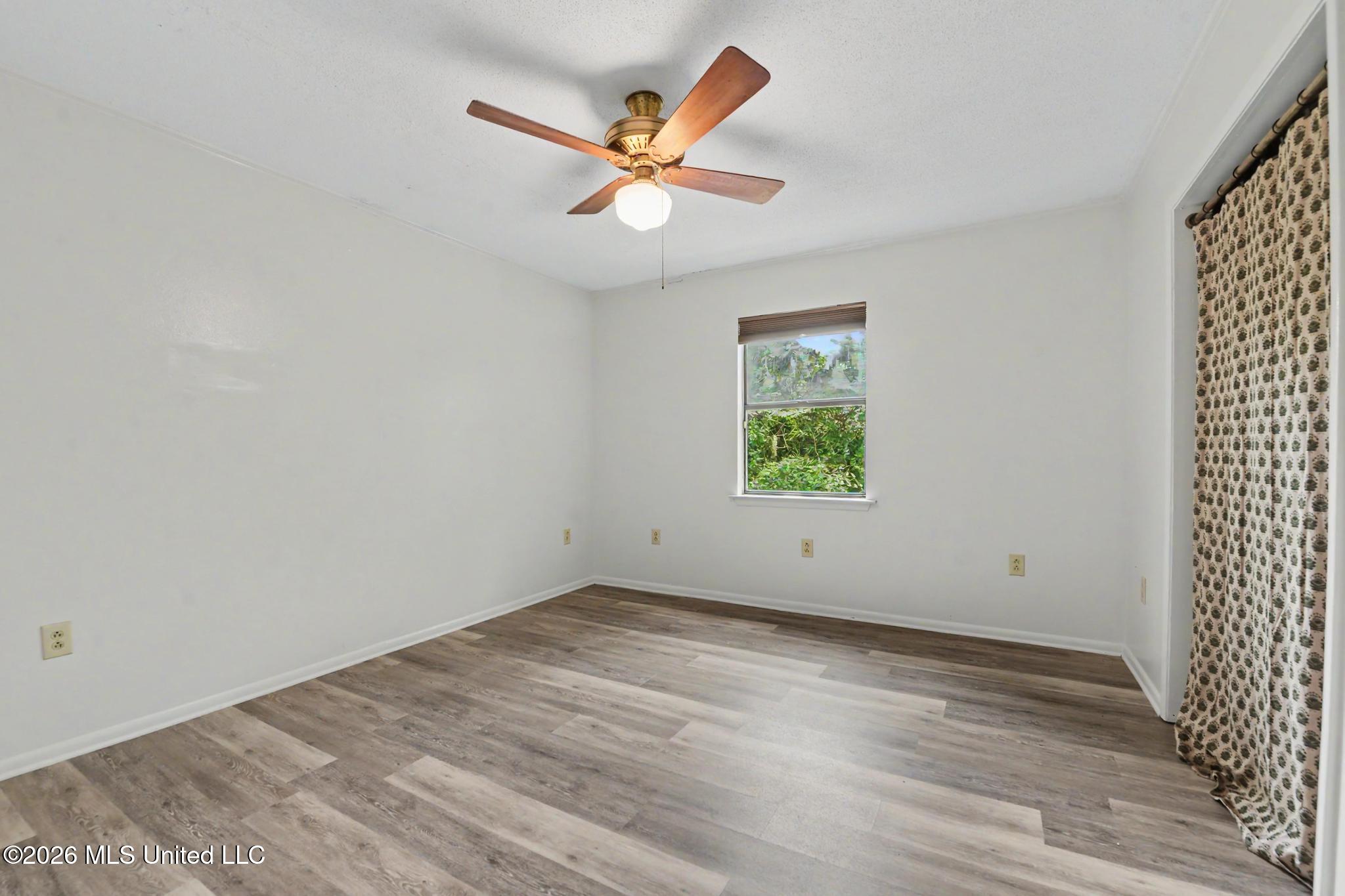 9813 Hidden Lake Road Vancleave, MS 39565 - Photo 11 of 24 013