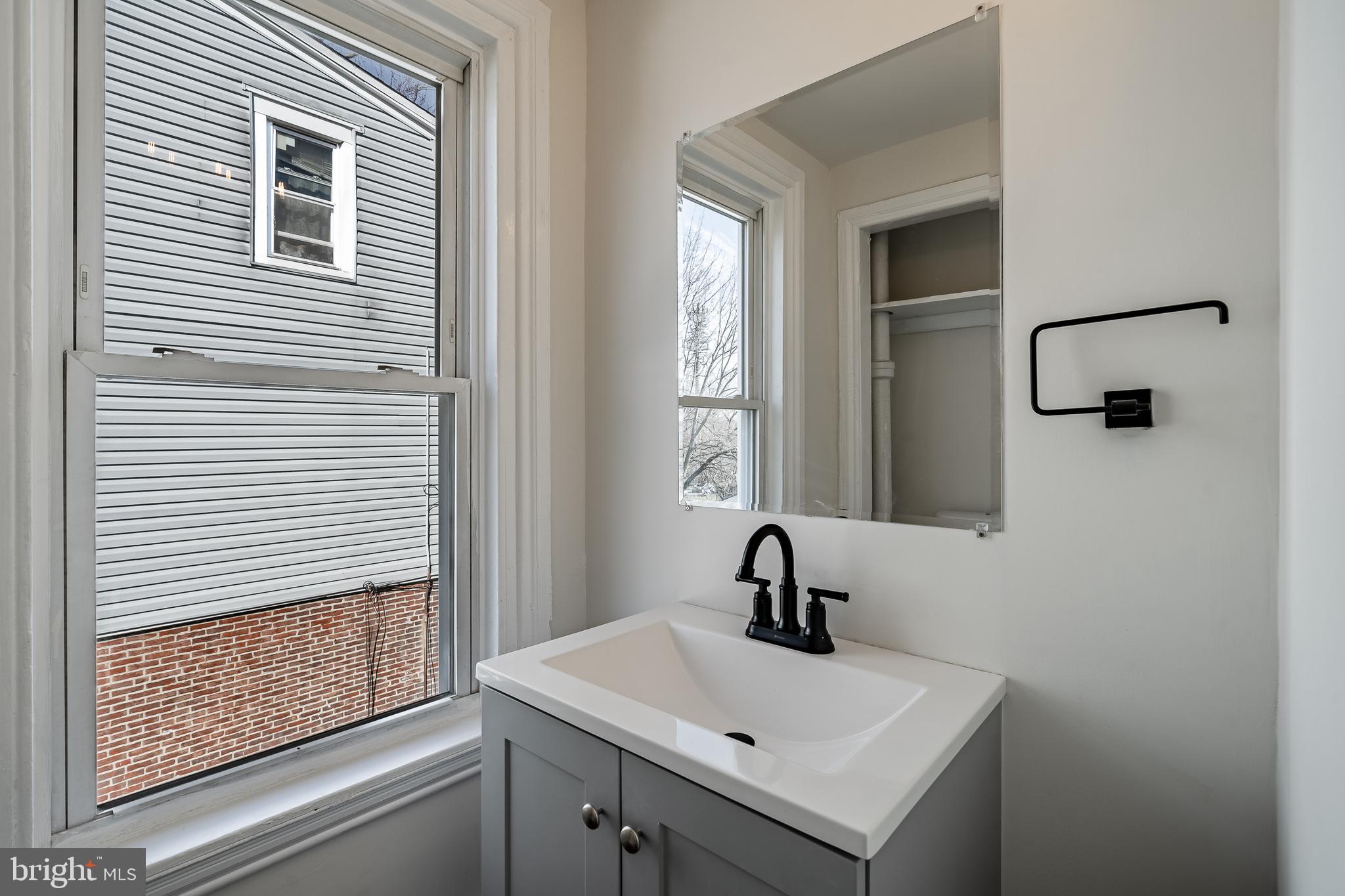 235 Fairview Road Crum Lynne, PA 19022 - Photo 21 of 33 Gallery Image 21