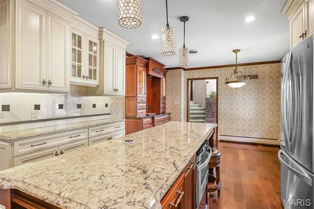 $439,900 | 106 Vine Street, Marble Hill, MO 63764