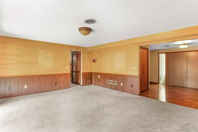 $439,900 | 106 Vine Street, Marble Hill, MO 63764