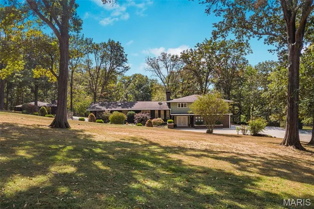 $439,900 | 106 Vine Street, Marble Hill, MO 63764