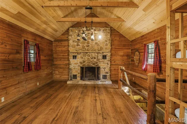 $439,900 | 106 Vine Street, Marble Hill, MO 63764