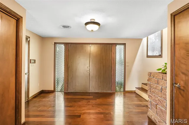 $439,900 | 106 Vine Street, Marble Hill, MO 63764