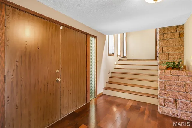 $439,900 | 106 Vine Street, Marble Hill, MO 63764