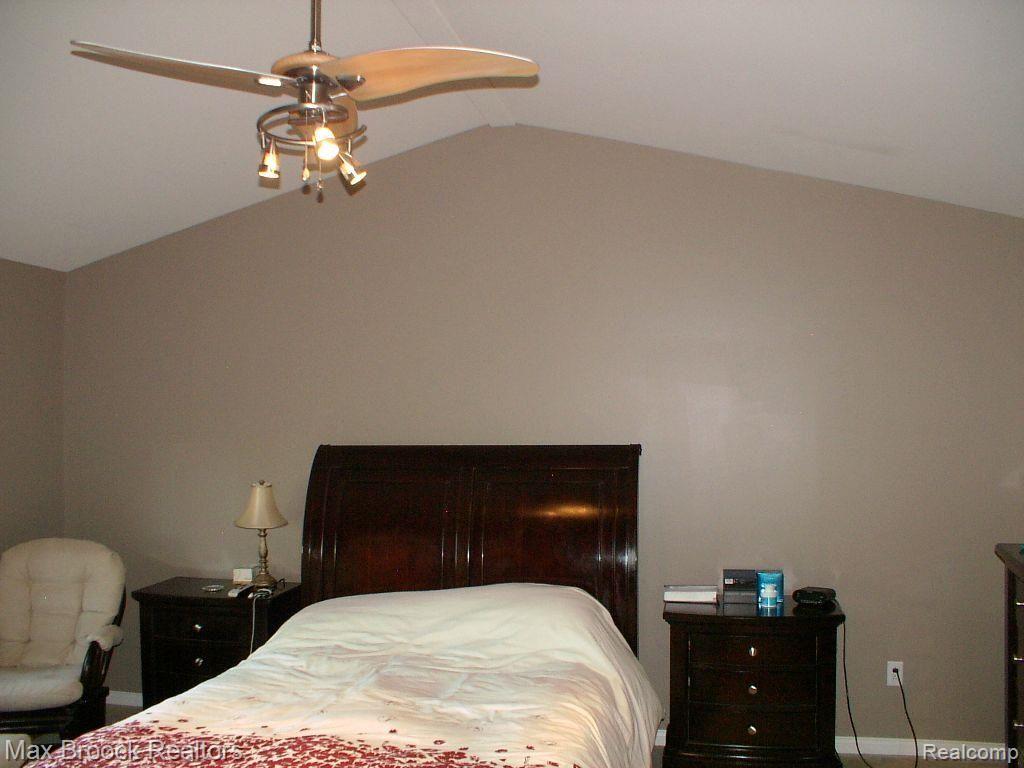 3282 Fantail Drive Rochester, MI 48309 - Photo 22 of 28 MBr 2.jpg