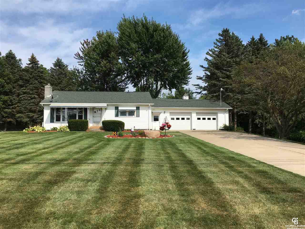 1677 South Morrice Road Owosso, MI 48867 - Photo 1 of 26