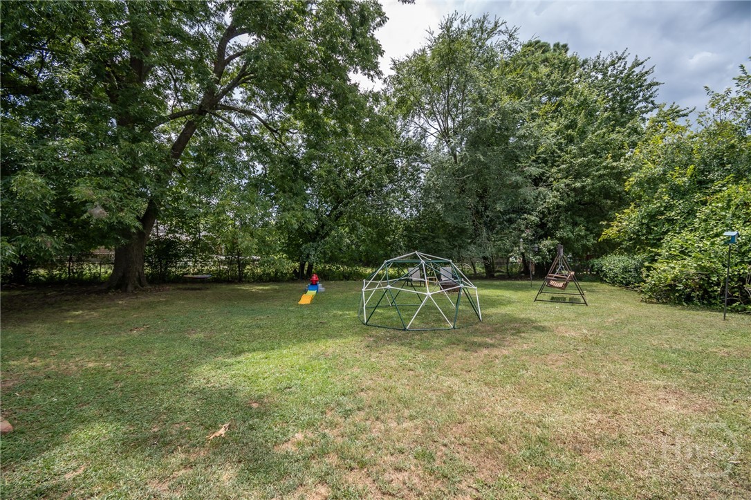 185 Fairway Circle Athens, GA 30607 - Photo 37 of 41 Gallery Image 37