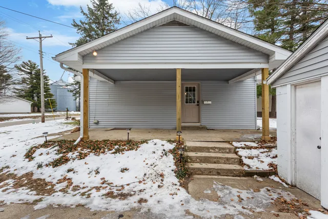 $162,000 | 402 South Washington Street, Saybrook, IL 61770