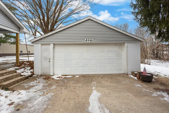 $162,000 | 402 South Washington Street, Saybrook, IL 61770