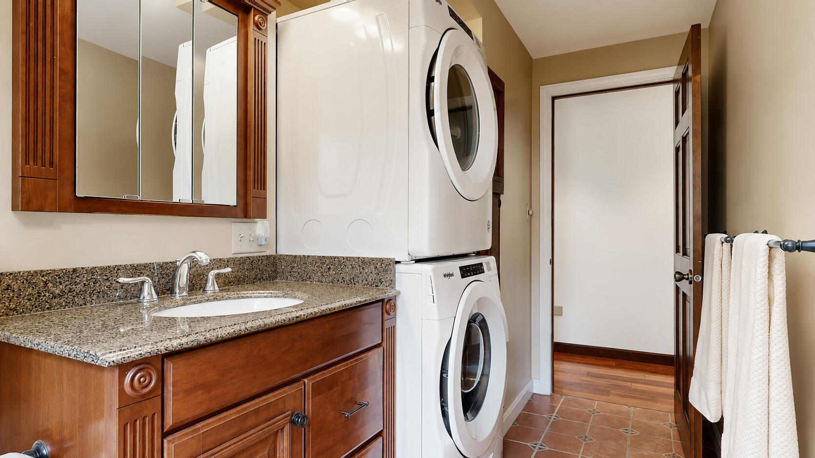 61 Broadturn Road Scarborough, ME 04074 - Photo 55 of 80 2nd bath