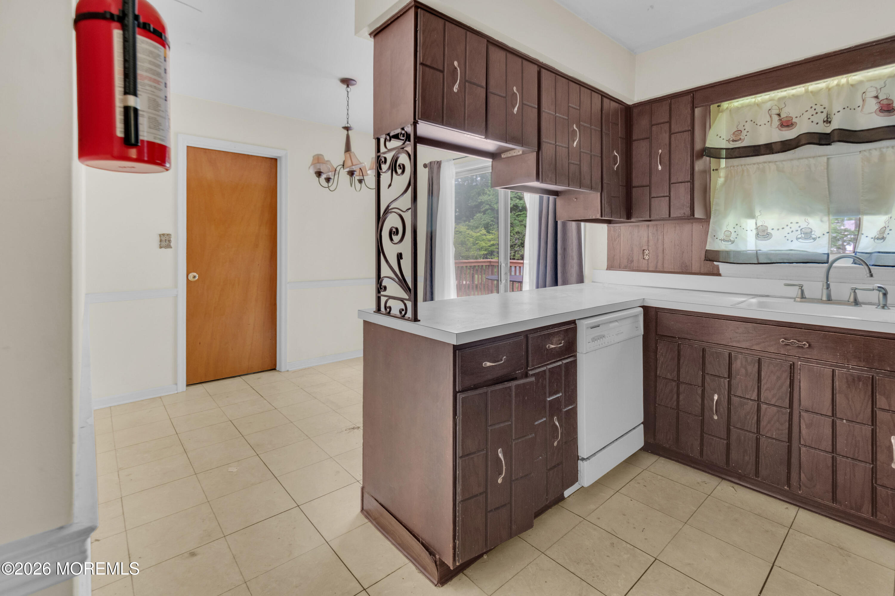 18 Foley Avenue Edison, NJ 08820 - Photo 27 of 34 photos(89of151)