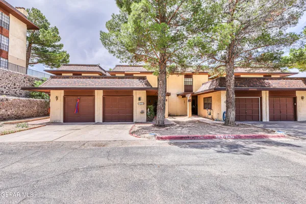 $226,000 | 421 Irondale Drive, Unit E, El Paso, TX 79912