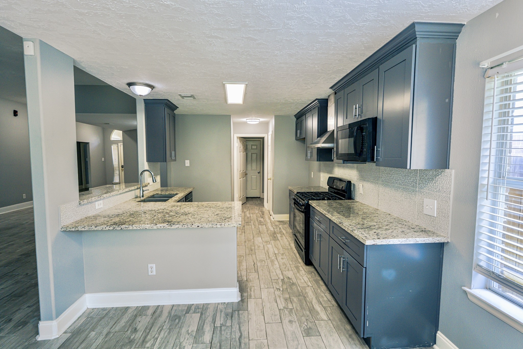 3231 Candlepine Drive Spring, TX 77388 - Photo 5 of 11
