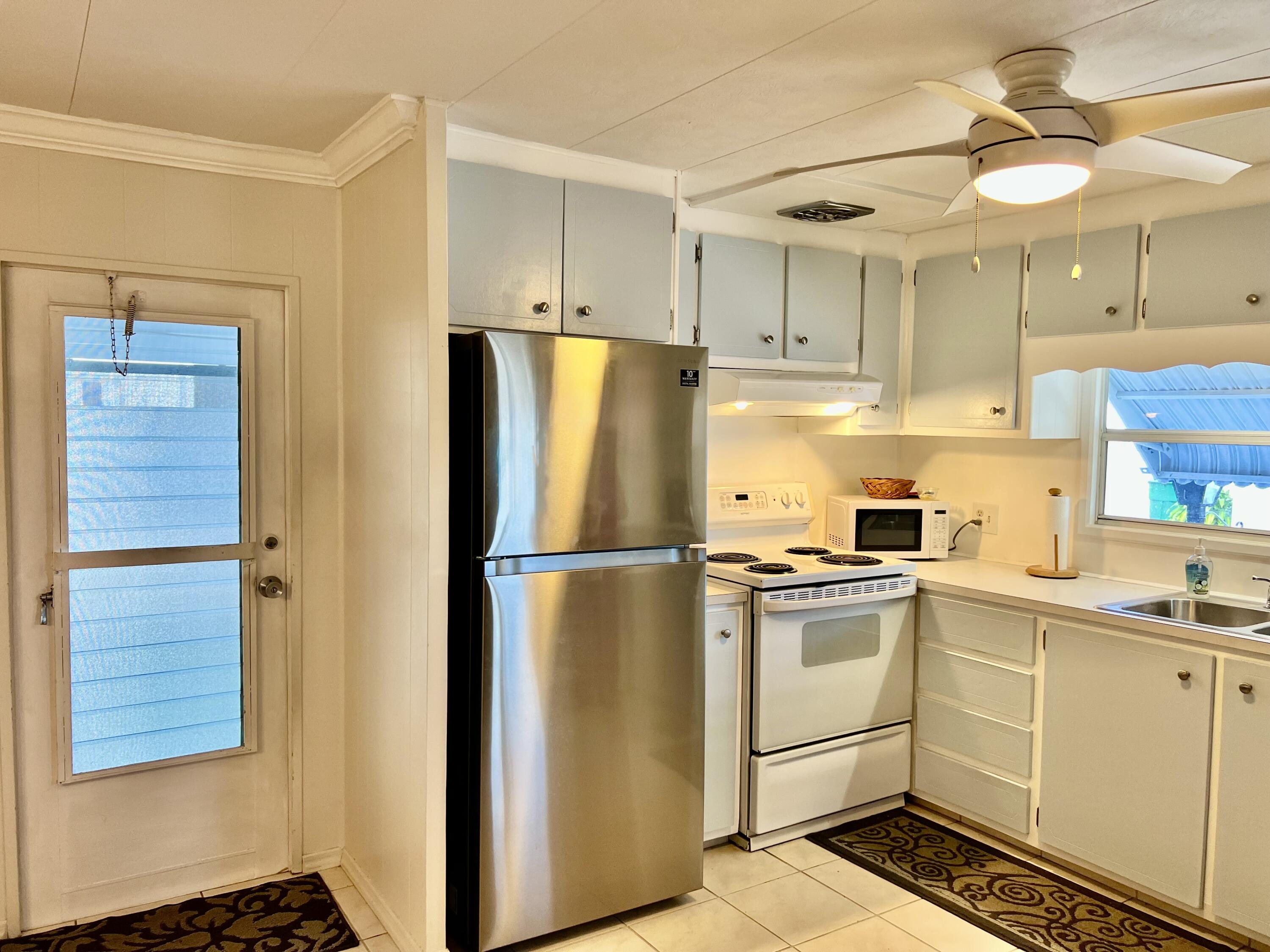 1552 South 33rd Road Hollywood, FL 33021 - Photo 9 of 44 IMG_7873