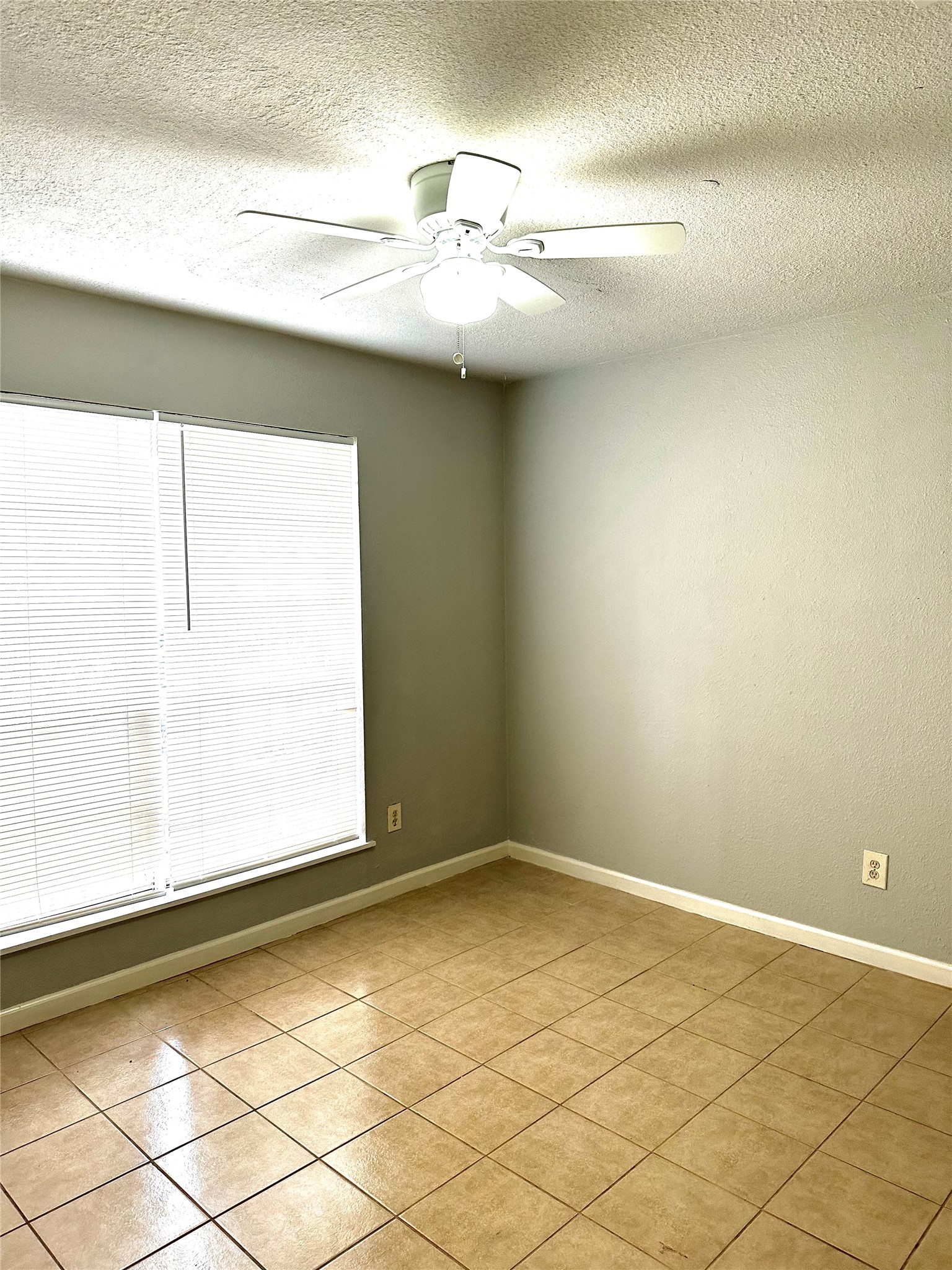2351 Spring Dusk Drive Spring, TX 77373 - Photo 8 of 10