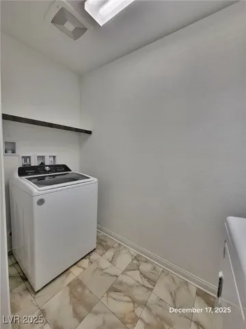 $2,450 | 5878 Aurora Gold Avenue, Las Vegas, NV 89141