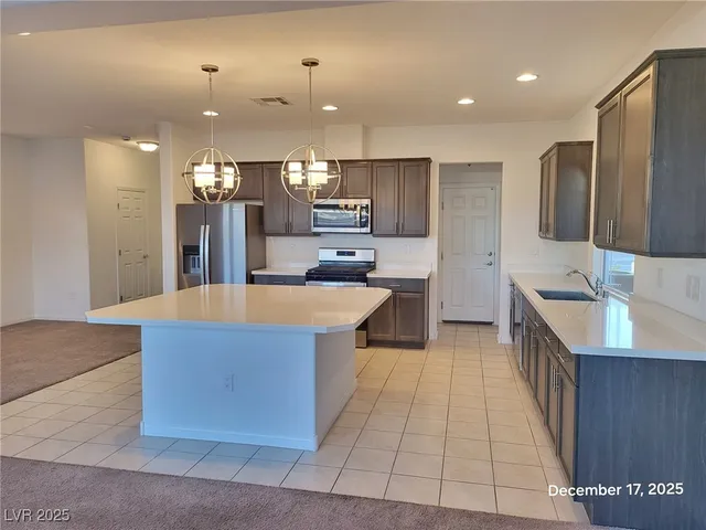 $2,450 | 5878 Aurora Gold Avenue, Las Vegas, NV 89141