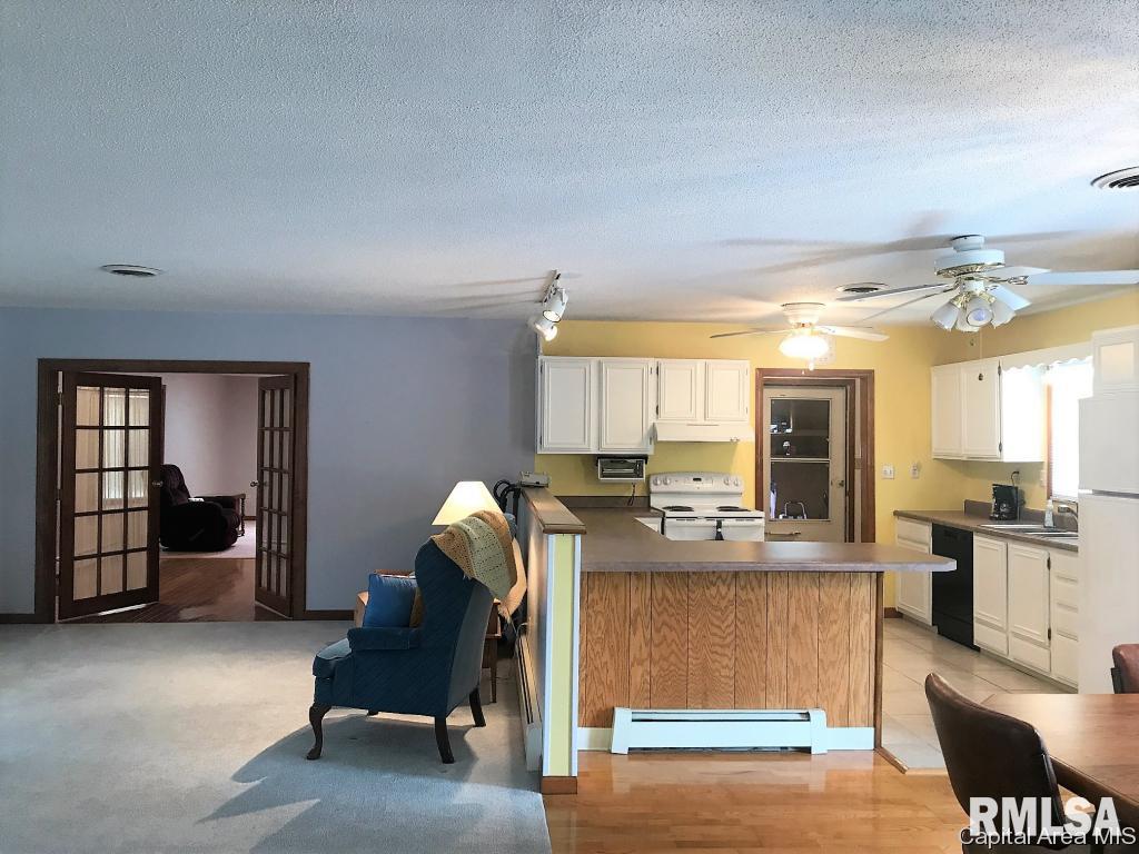 2 Illmo Drive Springfield, IL 62711 - Photo 4 of 23
