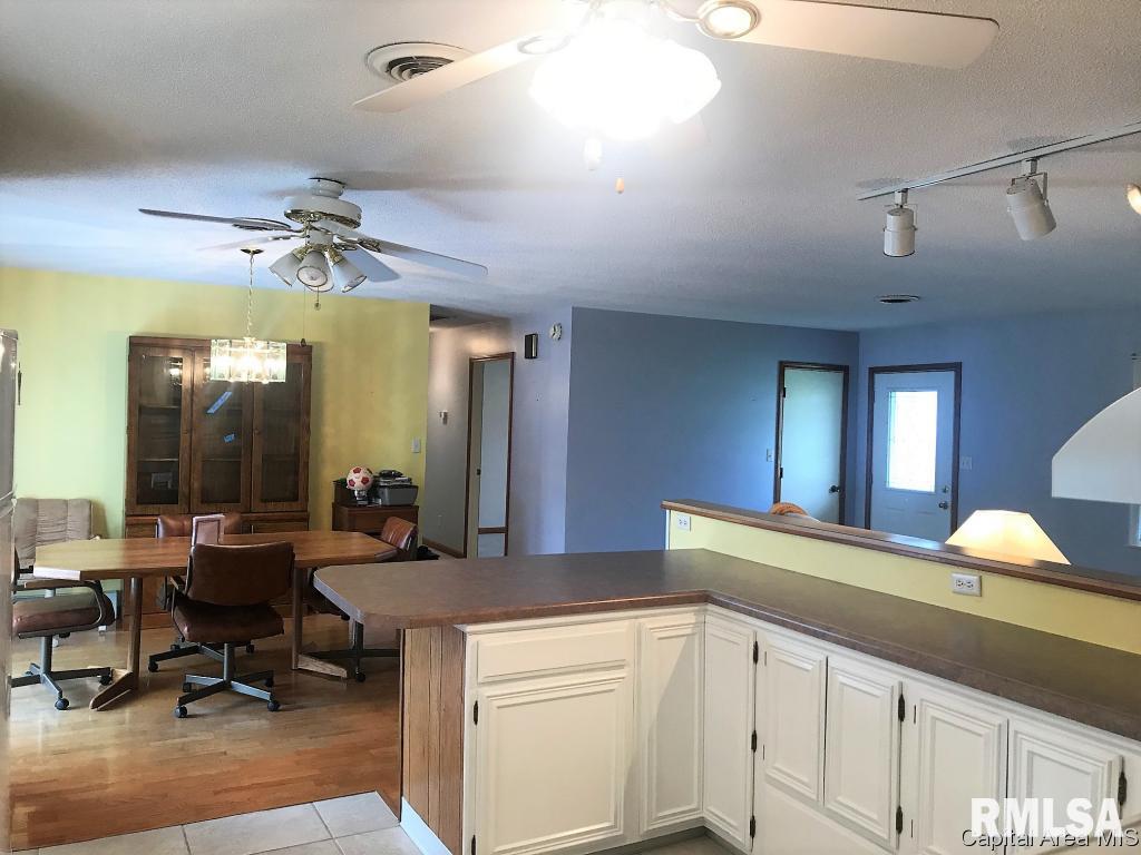 2 Illmo Drive Springfield, IL 62711 - Photo 8 of 23