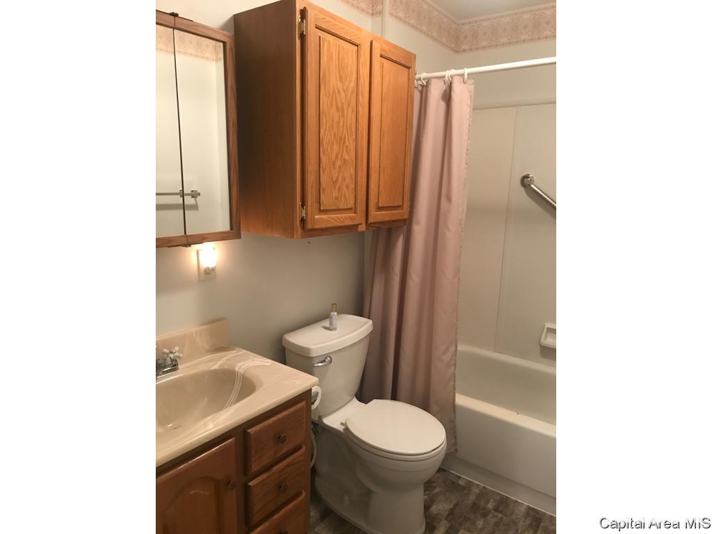 2 Illmo Drive Springfield, IL 62711 - Photo 10 of 23