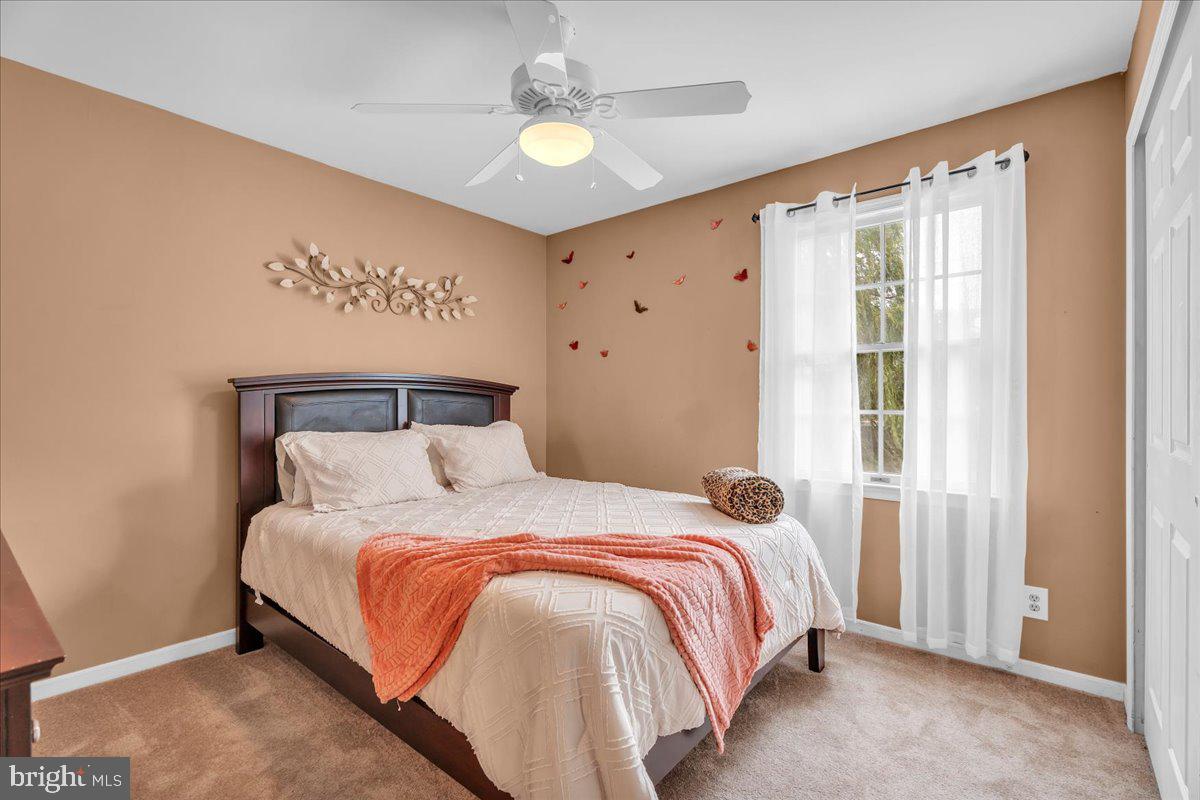 27 Spring Mill Drive Sewell, NJ 08080 - Photo 14 of 34 Cozy retreat with warm tones.
