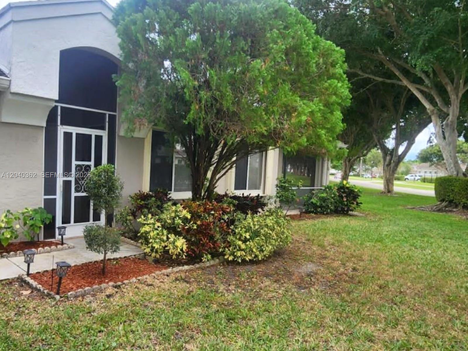 9238 Vineland Court, Unit G Boca Raton, FL 33496 - Photo 10 of 12