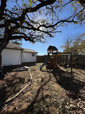 $350,000 | 210 Davis Ranch Road, Alvarado, TX 76009