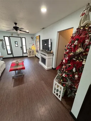 $350,000 | 210 Davis Ranch Road, Alvarado, TX 76009