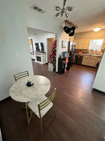 $350,000 | 210 Davis Ranch Road, Alvarado, TX 76009