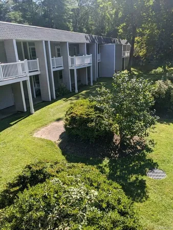 $2,300 | 10 Wild Oaks Road, Unit 124, Goldens Bridge, NY 10526