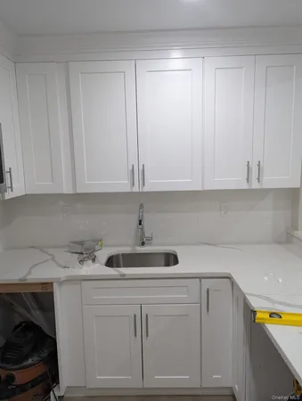 $2,300 | 10 Wild Oaks Road, Unit 124, Goldens Bridge, NY 10526