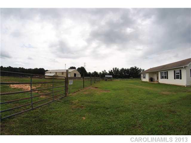 3394 Gordon Road York, SC 29745 - Photo 2 of 24 Gallery Image 2