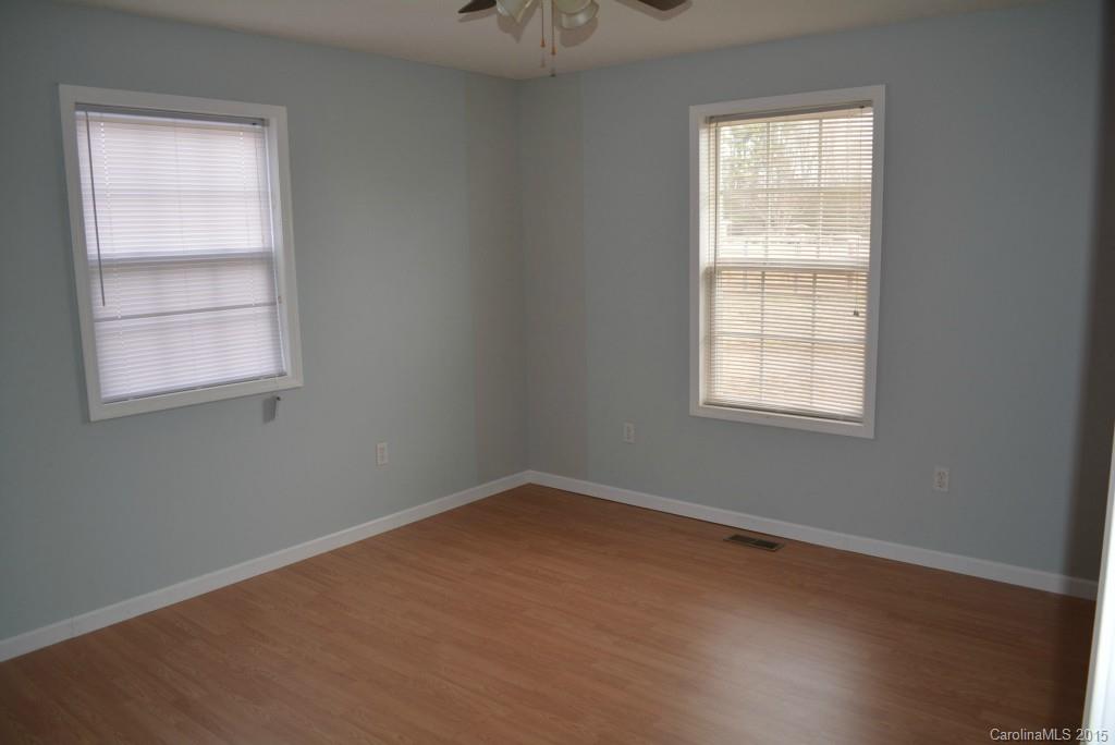 3394 Gordon Road York, SC 29745 - Photo 8 of 24 Gallery Image 8