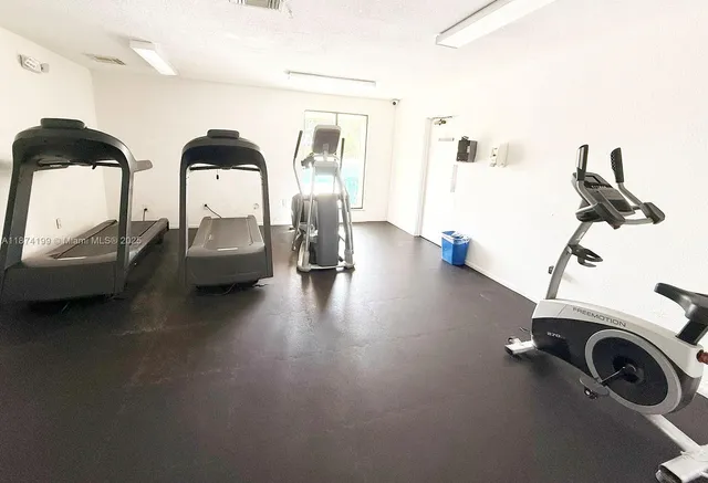 $169,899 | 4160 Inverrary Drive, Unit 112, Lauderhill, FL 33319